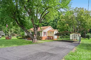 3748 Camp Stewart Rd, Charlotte, NC 28215 - Photo 8
