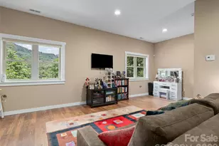 39 Maplewood Dr, Maggie Valley, NC 28751 - Photo 28