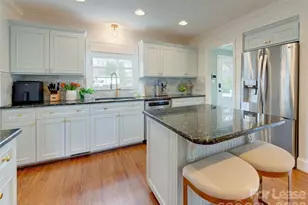 3221 Sunset Dr, Charlotte, NC 28209 - Photo 14
