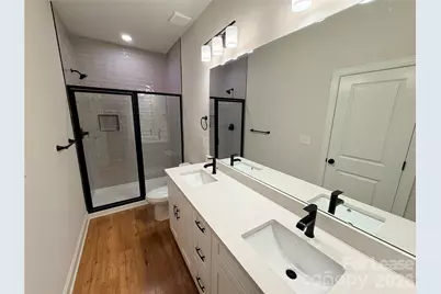 521 N Linwood Avenue, Charlotte, NC 28216 - Photo 18