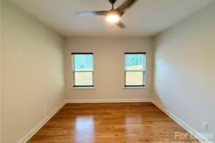 521 N Linwood Ave, Charlotte, NC 28216 - Photo 16