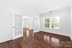 9631 Daufuskie Dr, Charlotte, NC 28278 - Photo 2