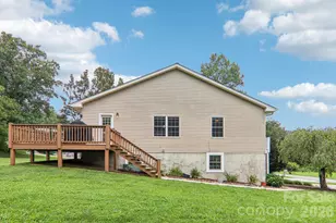 3311 Sandy Dr, Hendersonville, NC 28792 - Photo 32