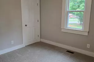 1729 Lakeview Dr, Statesville, NC 28677 - Photo 10