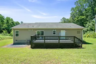 1470 Bear Creek Rd, Bakersville, NC 28705 - Photo 24