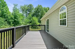 1470 Bear Creek Rd, Bakersville, NC 28705 - Photo 26