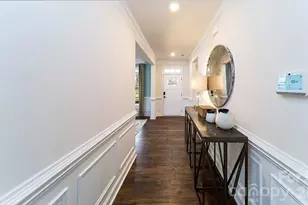 112 Rhuidean Ct, Troutman, NC 28166 - Photo 2