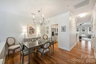 1144 Hampton Gardens Ln, Charlotte, NC 28209 - Photo 10