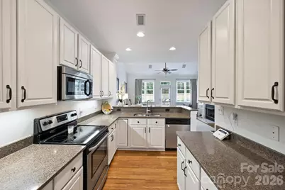 1144 Hampton Gardens Lane, Charlotte, NC 28209 - Photo 22
