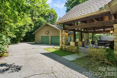 126 Rock Ledge Lane, Sugar Mountain, NC 28604 - Photo 4
