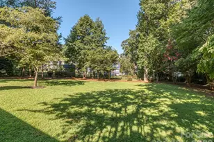 7024 Passeres Ct, Charlotte, NC 28215 - Photo 6