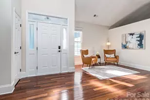 7024 Passeres Ct, Charlotte, NC 28215 - Photo 8