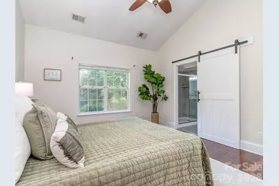 7024 Passeres Court, Charlotte, NC 28215 - Photo 14