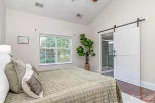 7024 Passeres Ct, Charlotte, NC 28215 - Photo 14