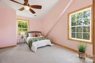 17 Northside Dr, Asheville, NC 28804 - Photo 38