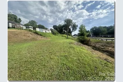 911 N Chester Street, Gastonia, NC 28052 - Photo 1