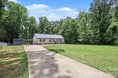 1756 Martin Road, Kings Mountain, NC 28086 - Photo 2