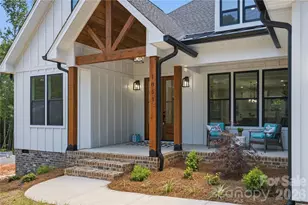 1851 Oleander Dr, Conover, NC 28613 - Photo 2