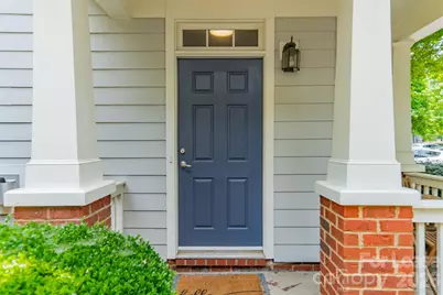 419 Hurston Circle, Charlotte, NC 28208 - Photo 2