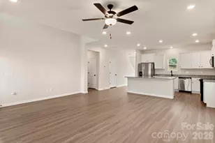 3409 Yorkshire Dr, Gastonia, NC 28052 - Photo 4