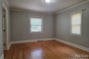 5120 Elder Ave, Charlotte, NC 28205 - Photo 4