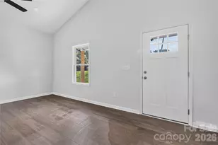 615 Smith St, Shelby, NC 28150 - Photo 4