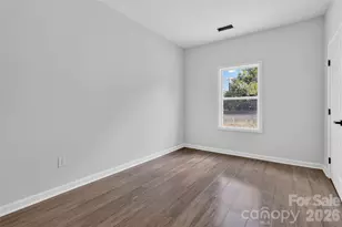 615 Smith St, Shelby, NC 28150 - Photo 16