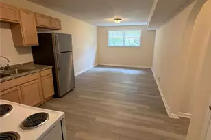137 Sleepy Hollow Rd, Charlotte, NC 28217 - Photo 6