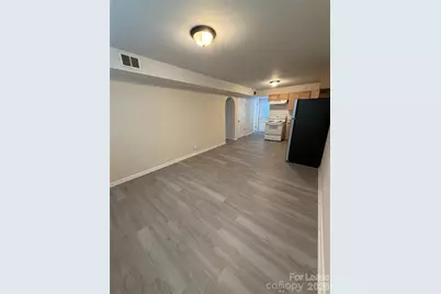 137 Sleepy Hollow Road, Charlotte, NC 28217 - Photo 8
