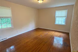 137 Sleepy Hollow Rd, Charlotte, NC 28217 - Photo 12