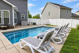 1016 Ellis Pond Dr, Rock Hill, SC 29730 - Photo 2