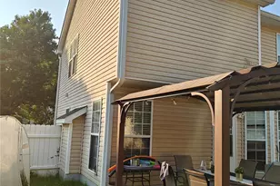 9026 Shenington Pl, Charlotte, NC 28216 - Photo 2