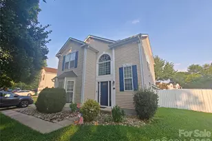 9026 Shenington Pl, Charlotte, NC 28216 - Photo 1