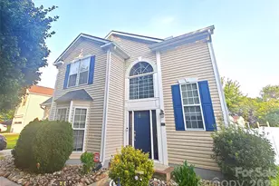 9026 Shenington Pl, Charlotte, NC 28216 - Photo 2