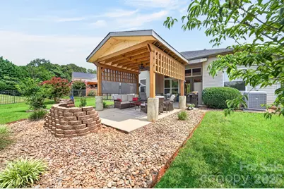 2044 Middleton Farm Drive, Belmont, NC 28012 - Photo 40