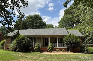 1101 Lightwood Dr, Matthews, NC 28105 - Photo 1