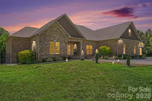 5702 Army Rd, Marshville, NC 28103 - Photo 2