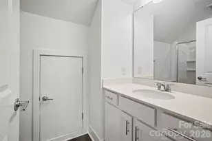 1009 Revival Row, Charlotte, NC 28208 - Photo 30