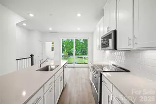 1009 Revival Row, Charlotte, NC 28208 - Photo 12