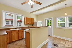 29 Mildred Ave, Asheville, NC 28806 - Photo 16