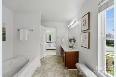12821 Silvaire Farm Road, Charlotte, NC 28278 - Photo 6