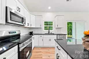 1694 Parsonage Ln, Newton, NC 28658 - Photo 4