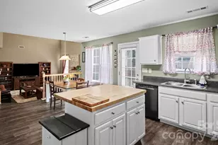 208 Elrosa Rd, Mooresville, NC 28115 - Photo 14