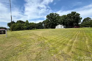 4934 E Nc 10 Hwy, Catawba, NC 28609 - Photo 1
