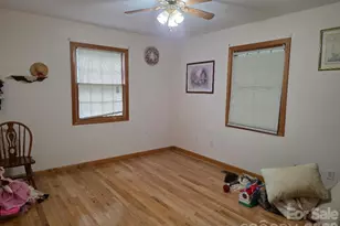 225 White Oak Rd, Burnsville, NC 28714 - Photo 16