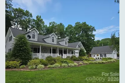 225 White Oak Road, Burnsville, NC 28714 - Photo 2
