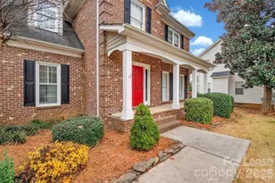 1210 Mendenhall Ct, Charlotte, NC 28211 - Photo 2