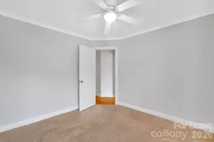1210 Mendenhall Ct, Charlotte, NC 28211 - Photo 34