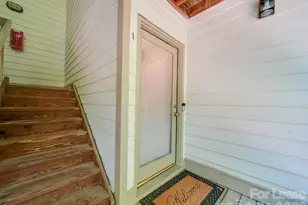 1052 Churchill Downs Ct, Charlotte, NC 28211 - Photo 14