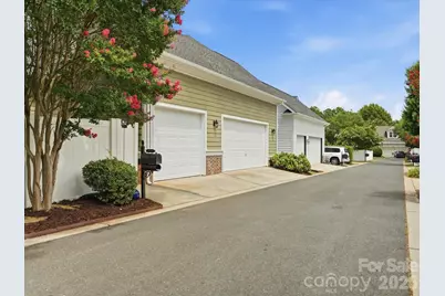 929 Gardenia Street, Fort Mill, SC 29708 - Photo 6